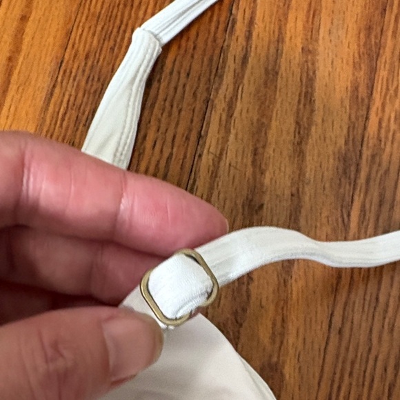 Andie Valencia Bikini Top Ribbed White size S M NWT - Picture 2 of 7